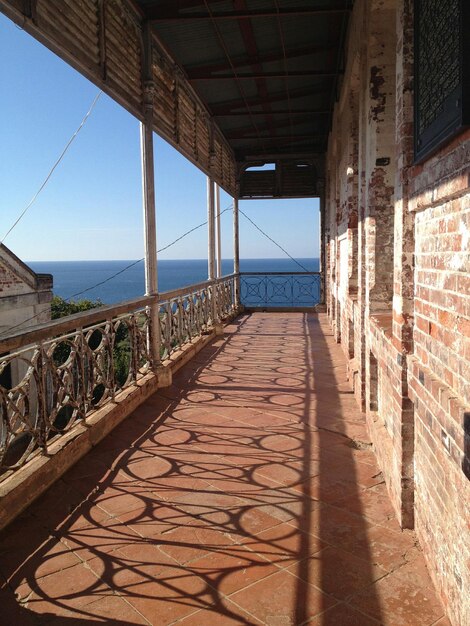 Foto balcone dell'edificio