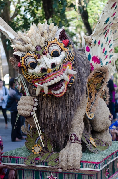 Festival balinese di danza in indonesia