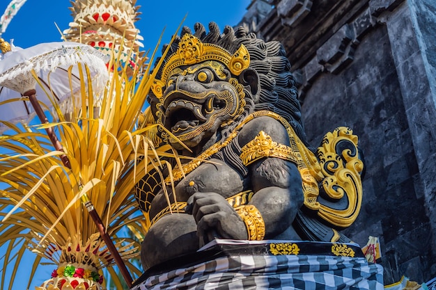 Balinese traditional gate at the entrance to the temple of Tanah Lot