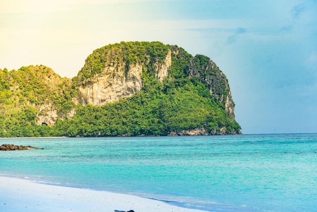 Foto bamboestrand in het andaman overzees thailand