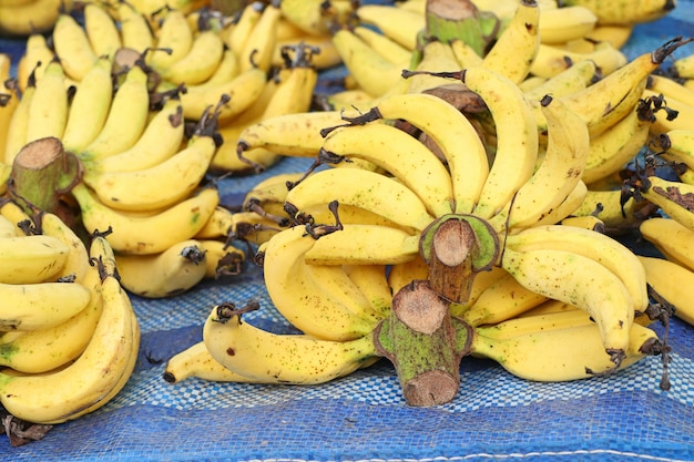 Banaan bij straatvoedsel