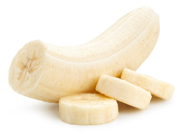 Photo banana isolated with clipping path on a white background. banana slices fruit. quality photo for your project.