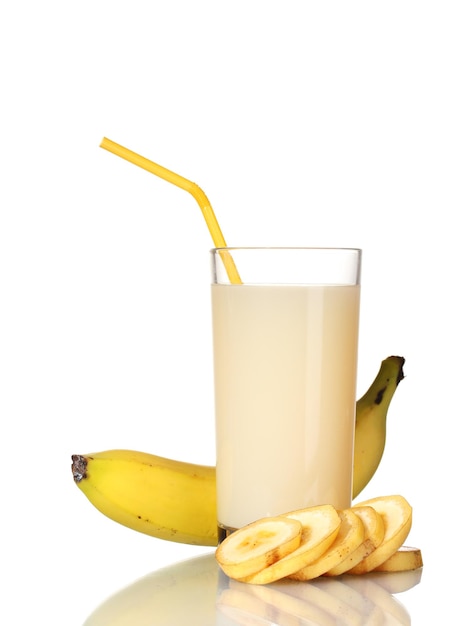 白で隔離されるバナナとバナナ ジュース