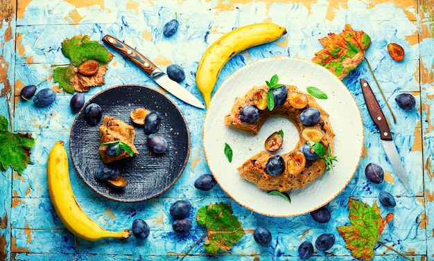 Galette di prugne alla banana, vista dall'alto