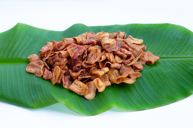 Banana slice chips on banana leaf