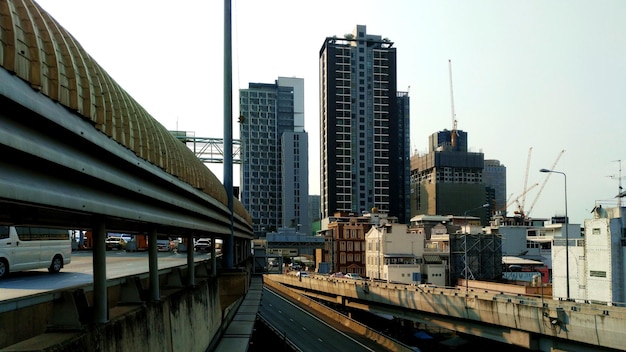 BANGKOK THAILAND 21 februari 2019 Bangkok snelweg en stadsgezicht in Thailand