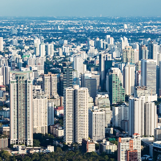 バンコク、タイ-2014年11月9日：タイ、バイヨークタワーからのバンコクのパノラマビュー
