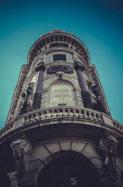 Bank, Afbeelding van de stad Madrid, zijn karakteristieke architectuur