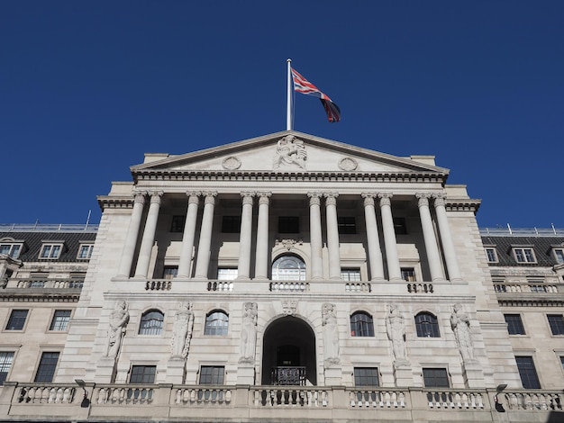 Photo bank of england in london