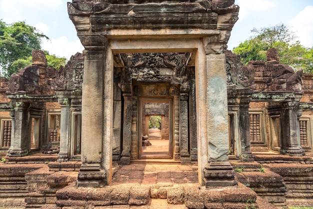 シェムリアップのアンコールワットにあるバンテアイサムレ寺院