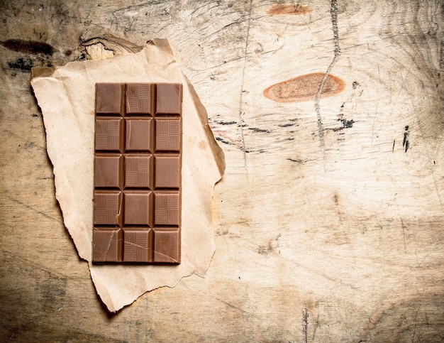 Foto tavoletta di cioccolato al latte.