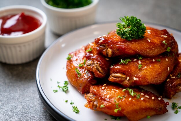 barbecue chicken wings with white sesame