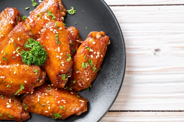 barbecue chicken wings with white sesame