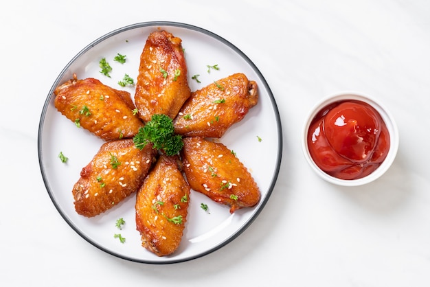 barbecue chicken wings with white sesame