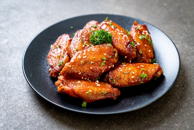 barbecue chicken wings with white sesame