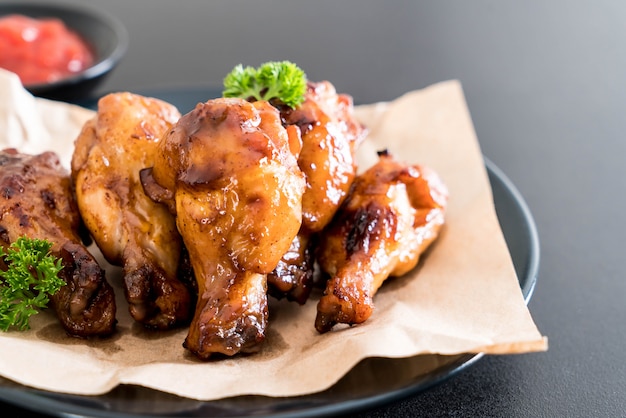 barbecue chicken wings