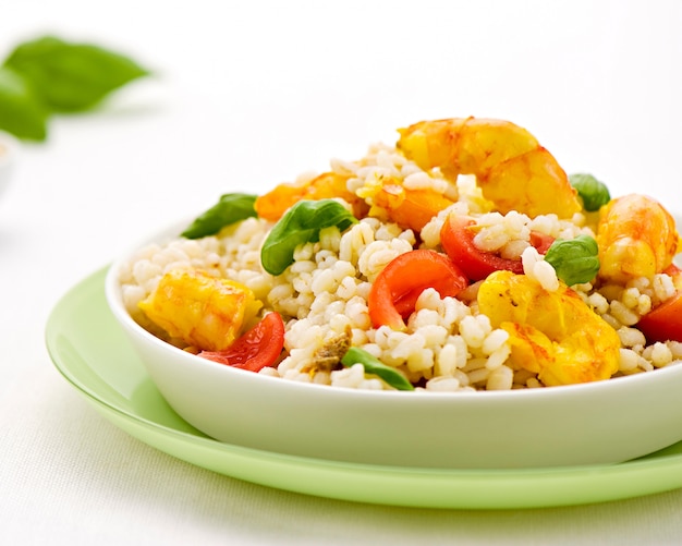 Barley salad with spicy prawns