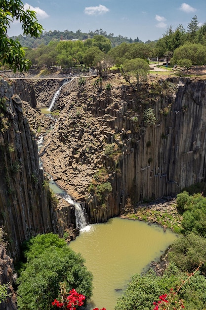 Foto prismi basaltici delle colonne basaltiche di santa maria regla a hidalgo messico