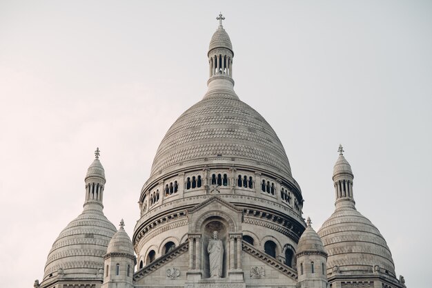 Photo the basilica of the sacred heart of paris montmartre neighborhood