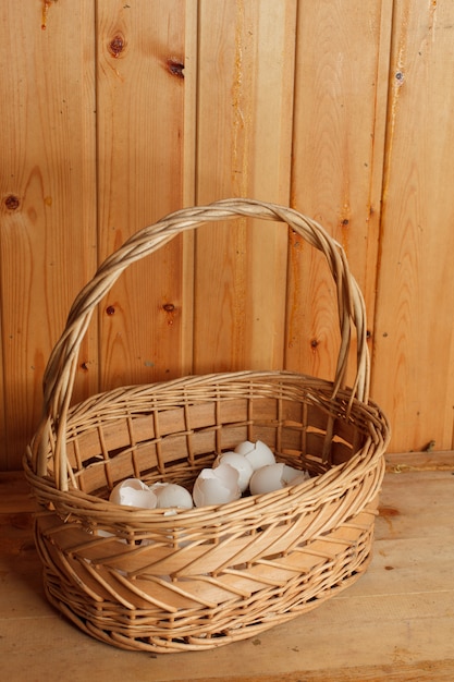 Basket of crushed egg shell