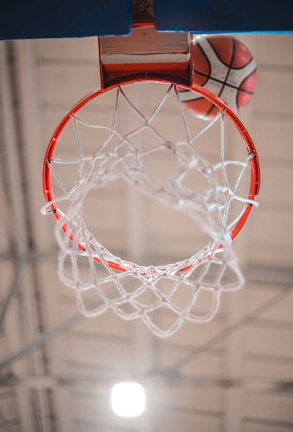 Basketbalring en de bal