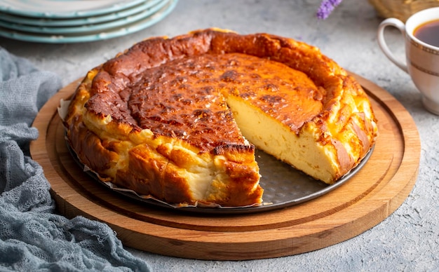 Baskische gebrande cheesecake zelfgemaakte stijl, San Sebastian cake
