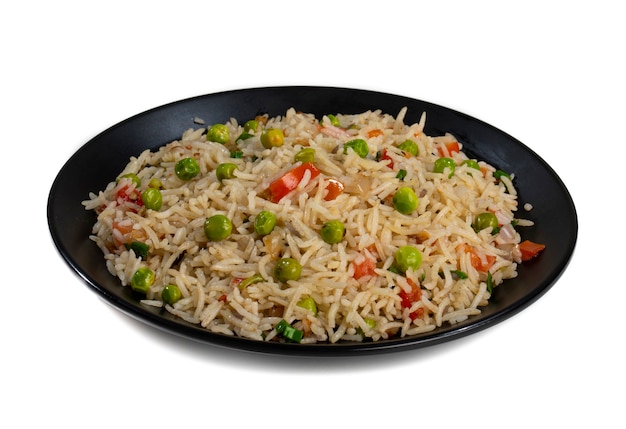 Riso basmati pilaf o pulav con piselli e verdure