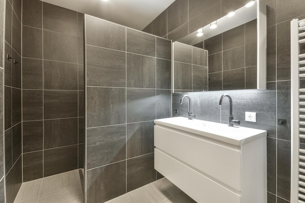 Bathroom with marble walls