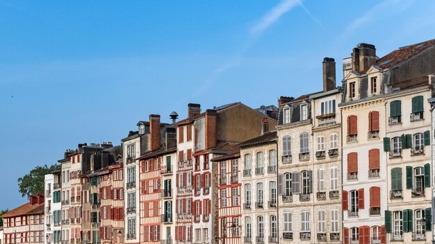 Photo bayonne in the pays basque typical facades