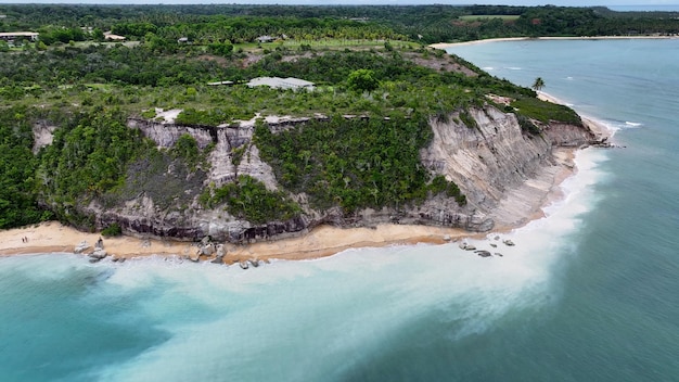 포르토 세구로 바히아 의 해변 절벽 브라질 디스커버리 코스트
