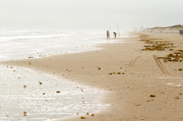 Pesca in spiaggia a south padre island.