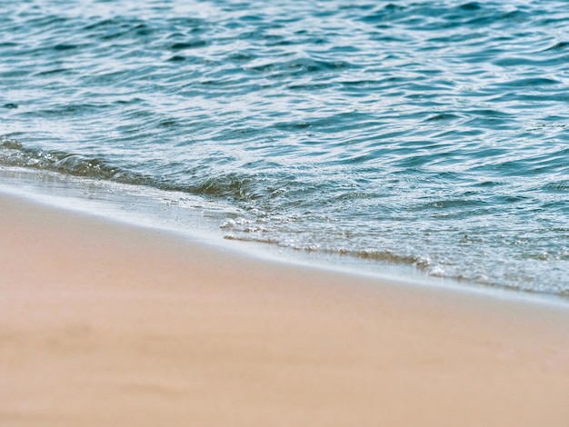 ビーチ砂海水夏の背景。