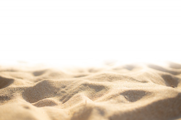 白い背景の上の浜の砂のテクスチャ
