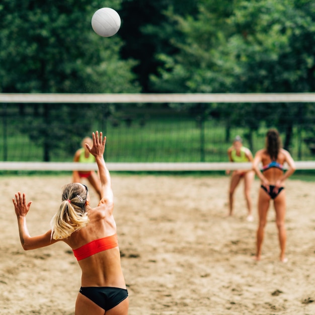 Beach Volleyball service