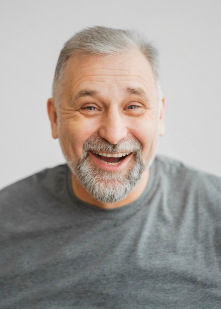 Photo bearded man portrait