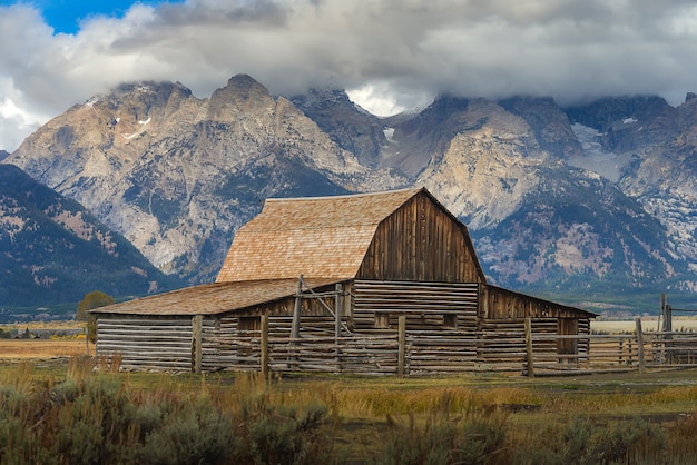 Beathtaking view of Mormon Row Hostoroc in Grand Teton National Park