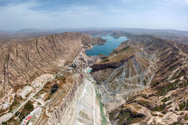 이란 내부 카르케 댐의 아름다운 항공 사진