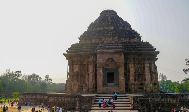 Красивая архитектура храма 15 февраля Конаркский храм Солнца Одиша Индия