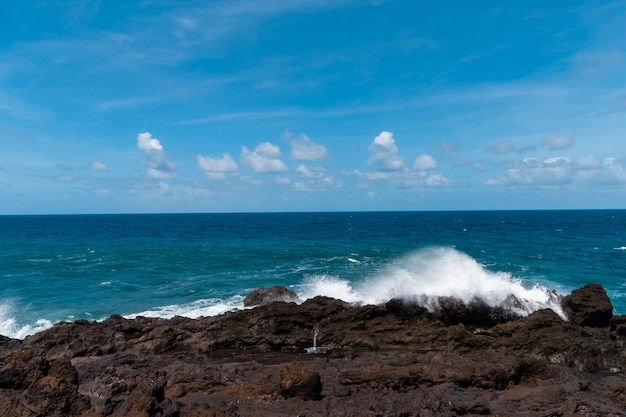 Foto bellissima spiaggia sull'isola di lanzarote