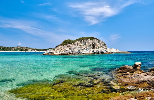 美しいビーチの風景シトニア ギリシャ