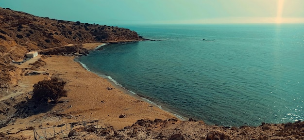 Foto bella spiaggia nella costa di nador (marocco)