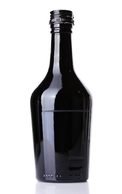 Photo beautiful black bottle isolated on white