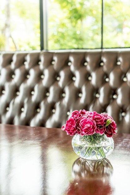 beautiful bouquet flower in vase on table