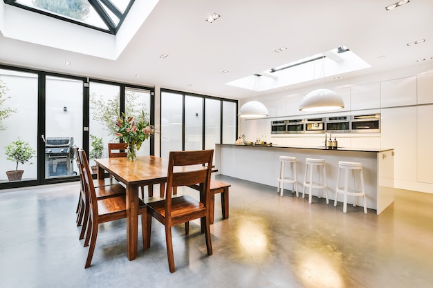 Beautiful cozy dining room combined with kitchen