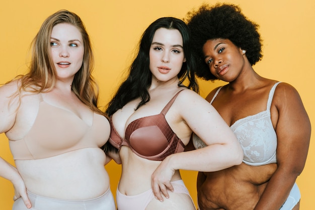 Beautiful chubby aunties, sexy curvy bodies, big full breasts - SeaArt AI Beautiful chubby aunties, sexy curvy bodies, big full breasts - SeaArt AI