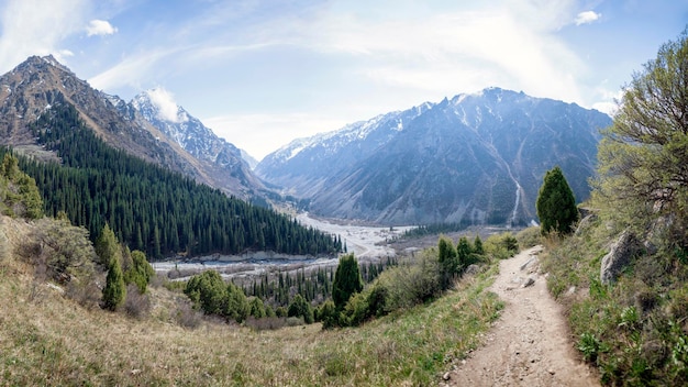 사진 아름다운 협곡 ala archa kyrgyzstan