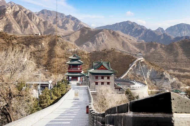 아름다운 중국 장벽과 언덕의 배경