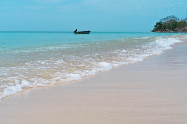 Bellissima isola nell'oceano dei caraibi.