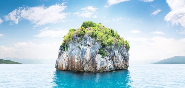 Bellissima isola nel mare