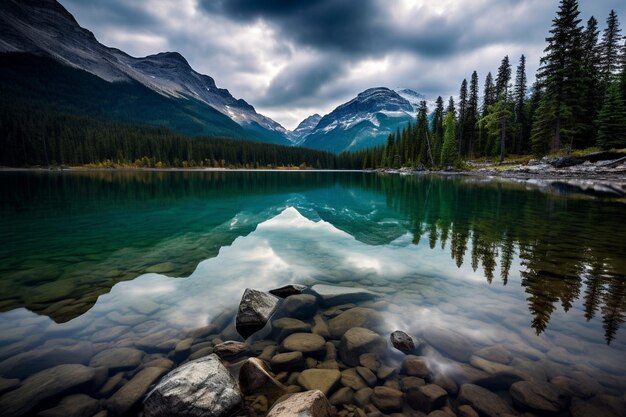 Photo beautiful lake against the backdrop of mountains